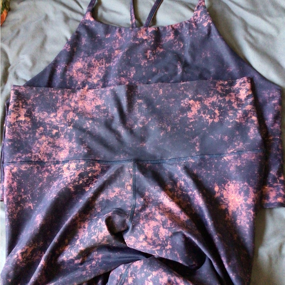 Old Navy Purple and Pink powersoft extra high rise leggings XL long linetop XXL - Picture 2 of 3